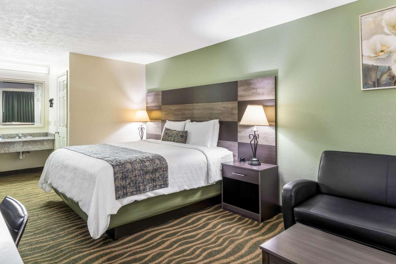 Rodeway Inn Cadiz Zewnętrze zdjęcie